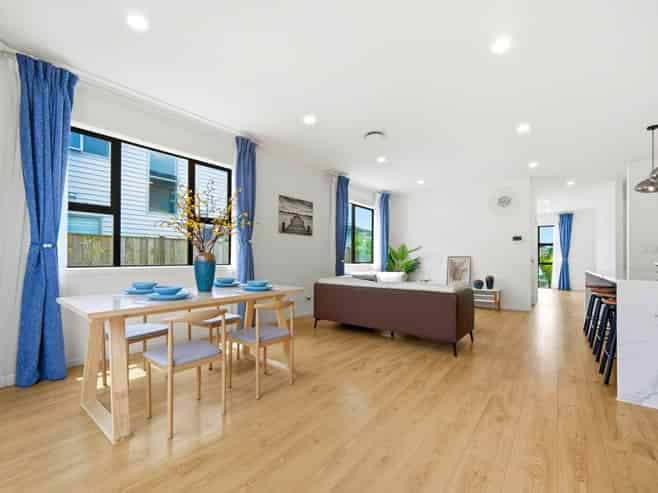 17 St Claire Road, Silverdale