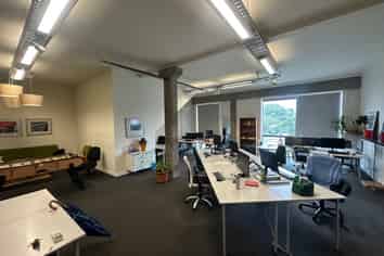 City Fringe Character Office / Warehouse