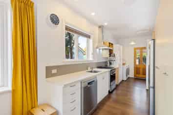 350 Riverlaw Terrace, SAINT MARTINS