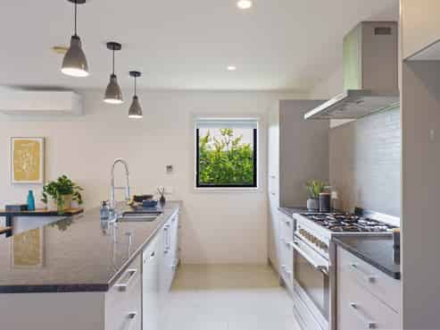 7 Mahia Lane, Waikanae