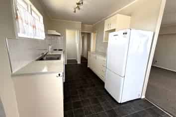 114 Taikata Road, Te Atatu Peninsula