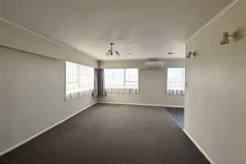 114 Taikata Road, Te Atatu Peninsula