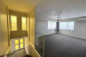 114 Taikata Road, Te Atatu Peninsula