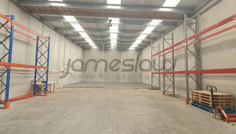 4/9 Orbit Drive, Rosedale