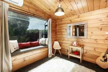 23b Roband Crescent, Brown Owl