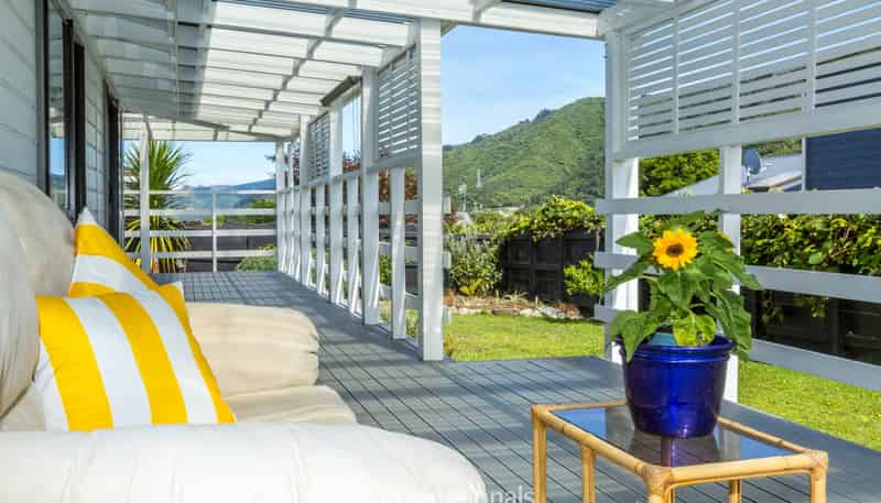23b Roband Crescent, Brown Owl