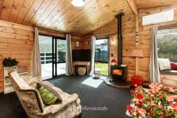 23b Roband Crescent, Brown Owl