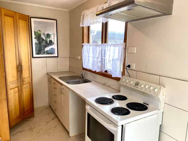 22 Deas Place, Otahuhu