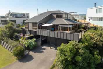  116 Saint Patricks Row, Whangamata