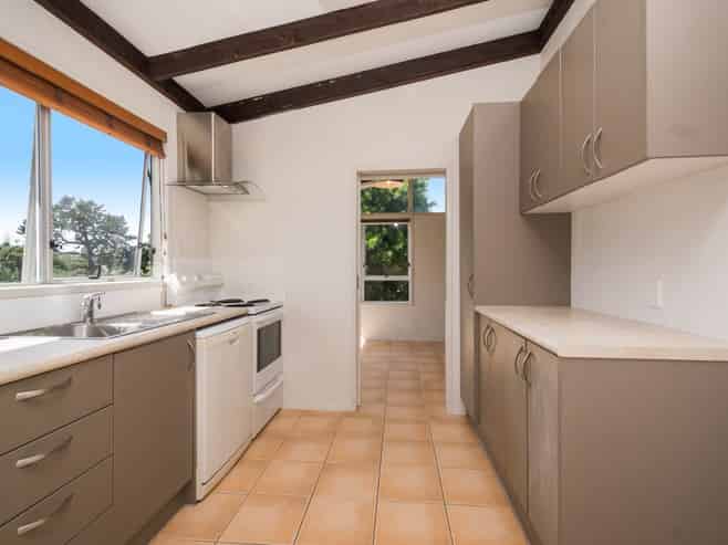 21 Erica Road, Sunnynook