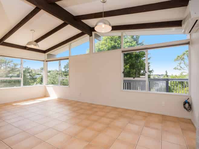 21 Erica Road, Sunnynook