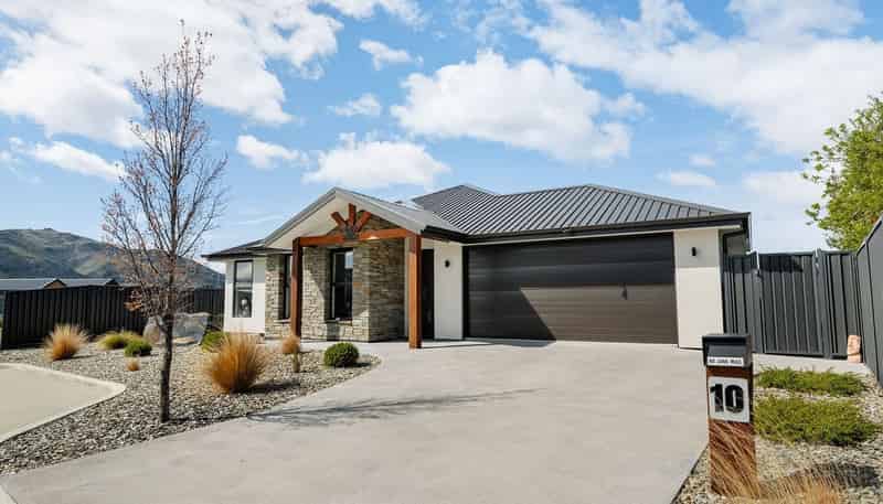 10 Quigley Crescent, Cromwell