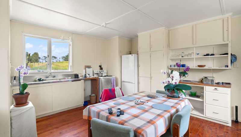 5126 State Highway One, Ngataki