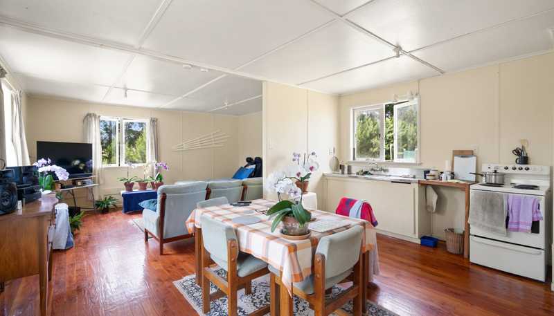 5126 State Highway One, Ngataki