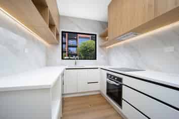 3A Range View Road, Mount Albert