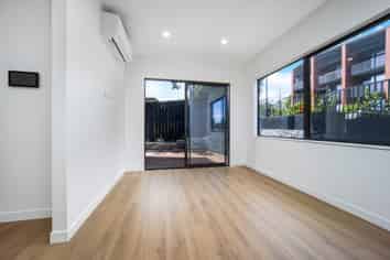 3A Range View Road, Mount Albert