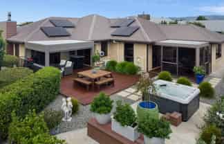 25 River Terrace, Renwick