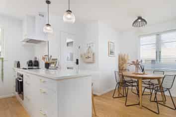 72 Campbell Street, Cambridge