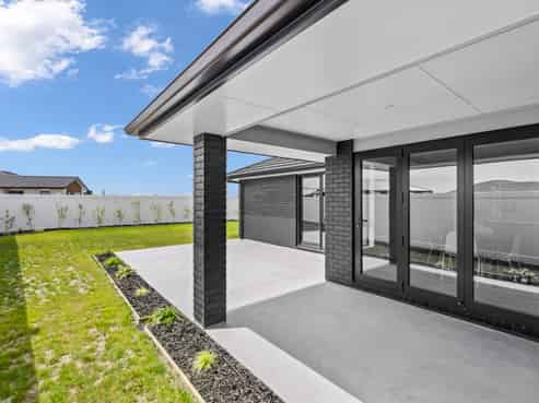 45 Kitemaunga Avenue, One Tree Point