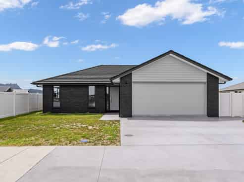 45 Kitemaunga Avenue, One Tree Point