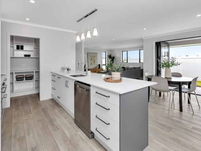 45 Kitemaunga Avenue, One Tree Point