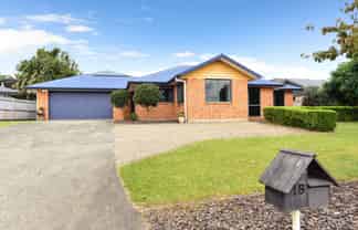 18 Everton Place, Grandview Heights