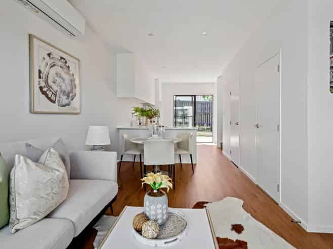 4/12 Woodhouse Place, West Harbour