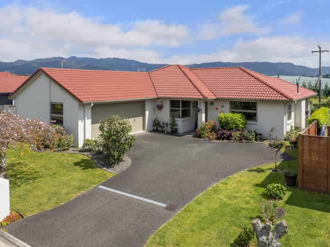 17 Ballantyne Way, Katikati