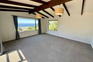 37 Aberdeen Road, Saint Clair