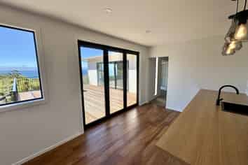 37 Aberdeen Road, Saint Clair