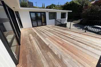 37 Aberdeen Road, Saint Clair