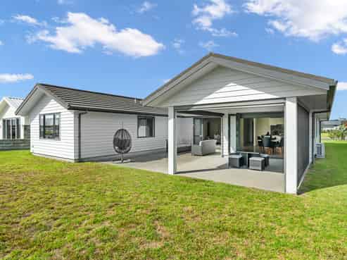 21 Waitemata Drive, One Tree Point