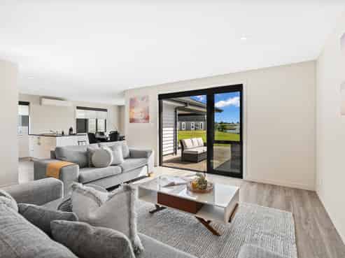 21 Waitemata Drive, One Tree Point