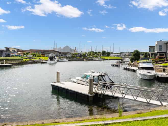 21 Waitemata Drive, One Tree Point