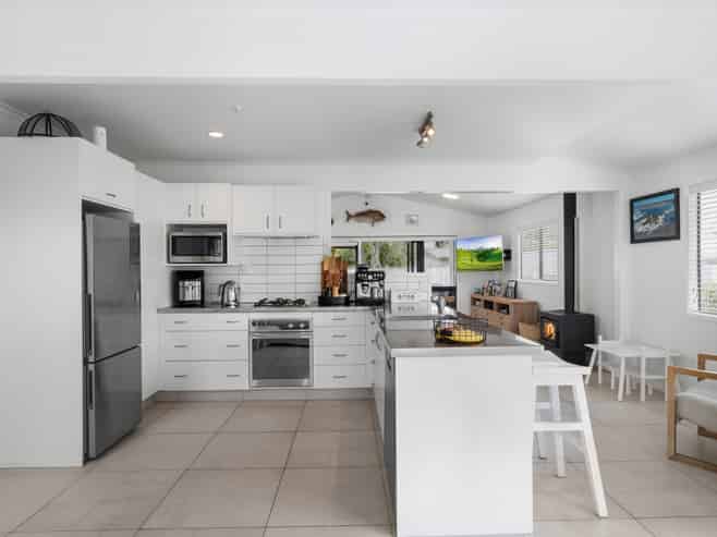 7 Alamar Crescent, Mangawhai Heads