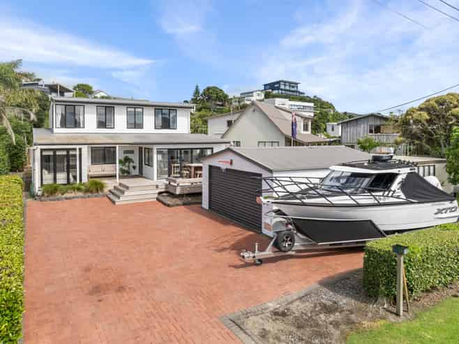 7 Alamar Crescent, Mangawhai Heads