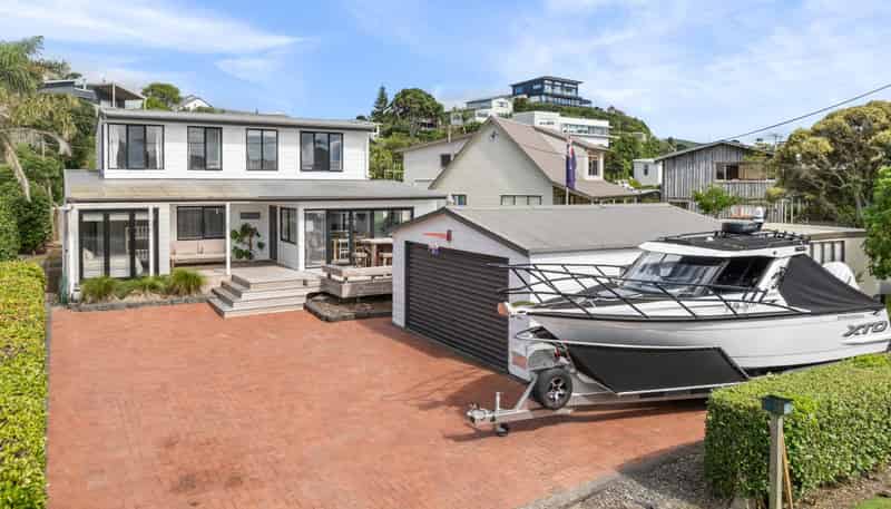 7 Alamar Crescent, Mangawhai Heads