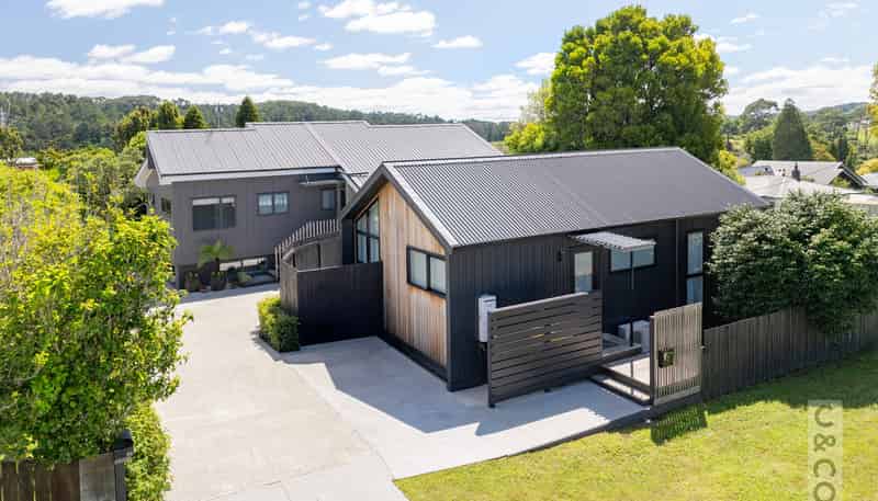 19 Maude Street, Riverhead