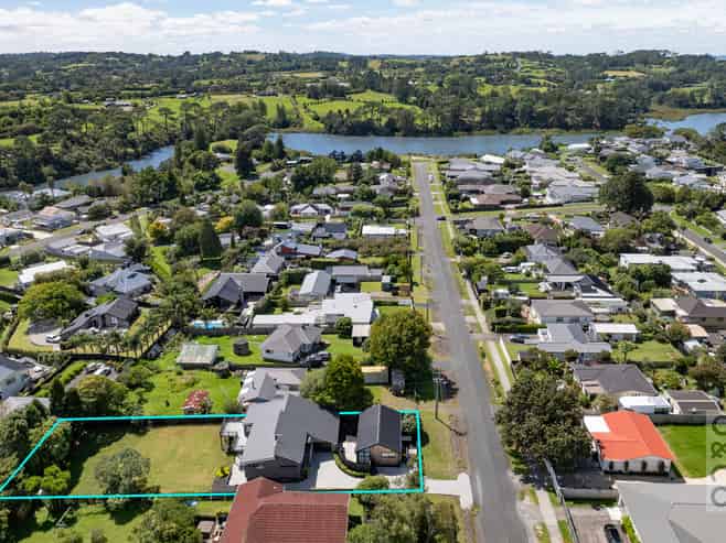 19 Maude Street, Riverhead