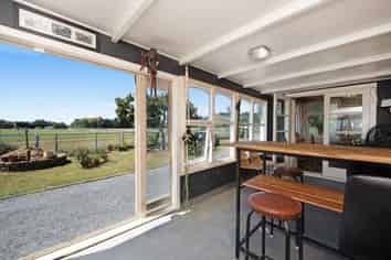 766 State Highway One, Manakau