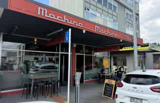 Hospitality-Ready Retail – Prime Location