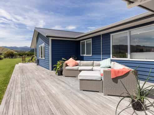 33 Oriwa Lane, Levin