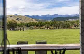 33 Oriwa Lane, Levin