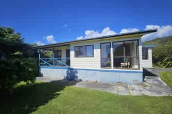 1303 Coast Road, Nine Mile