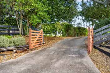 1431 Awhitu Road, Waiuku