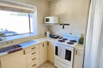 2/11 Te Ngaere Place, Merrilands