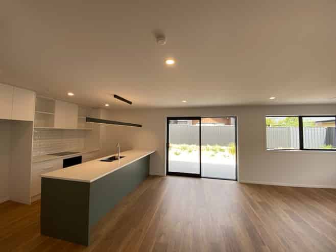 8 Travertine St, Cromwell