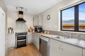 32 Hood Crescent, Arrowtown