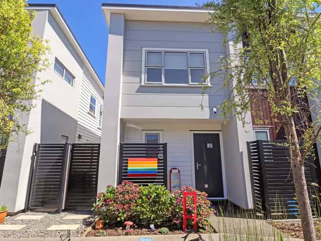 15 McGrath Way, Taita