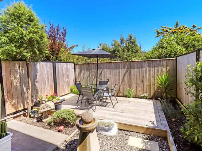 15 McGrath Way, Taita